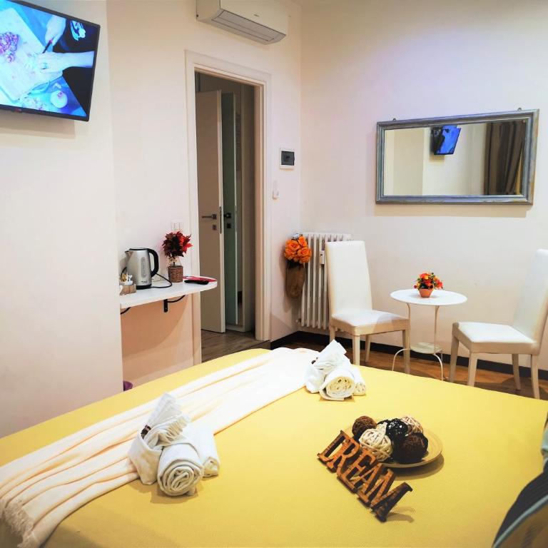 Have A Nice Holiday - Luxury Rooms - Camera Tripla Superior - 4