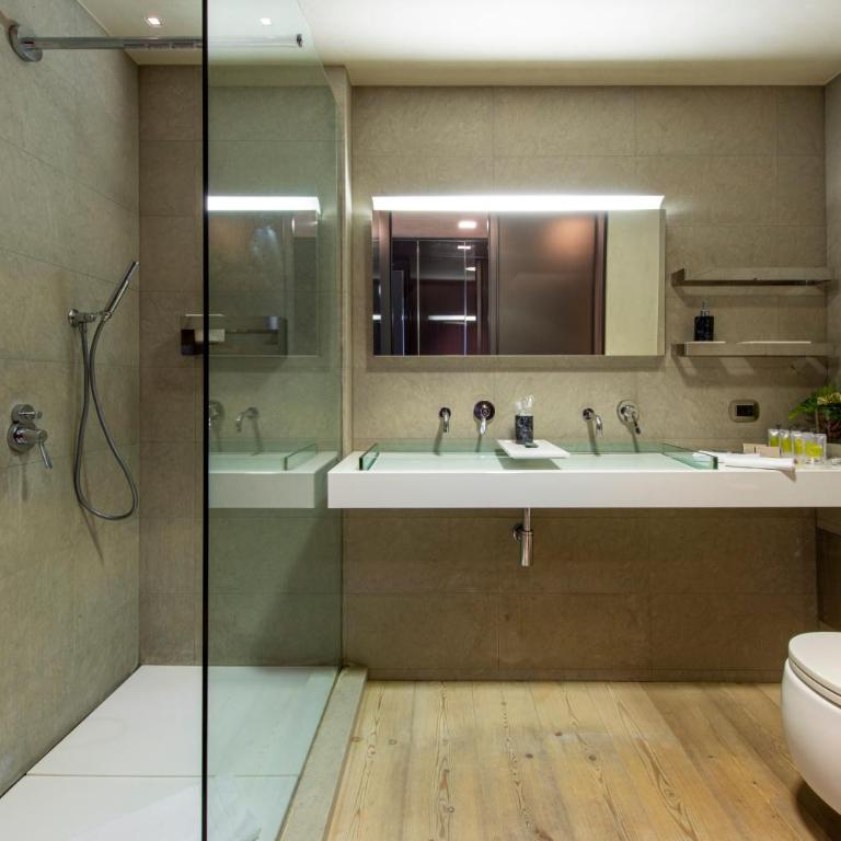 Milan Royal Suites – Centro - Suite Beethoven VI - Via Romagnosi 4 - 3