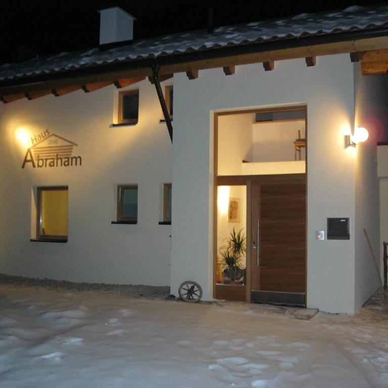 Ferienwohnung Abraham - Apartment mit 2 Schlafzimmern und Terrasse - 32