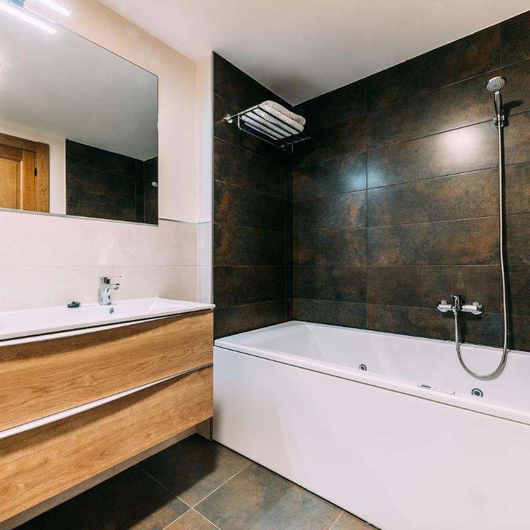 Casa Rural Monte Perdido - One-Bedroom Apartment - 17