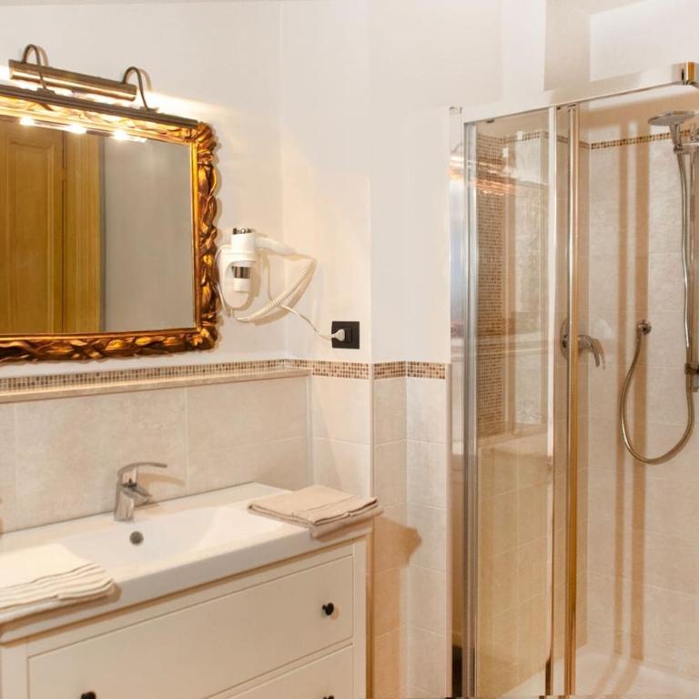 Re Umberto Suite - One-Bedroom Apartment - 5