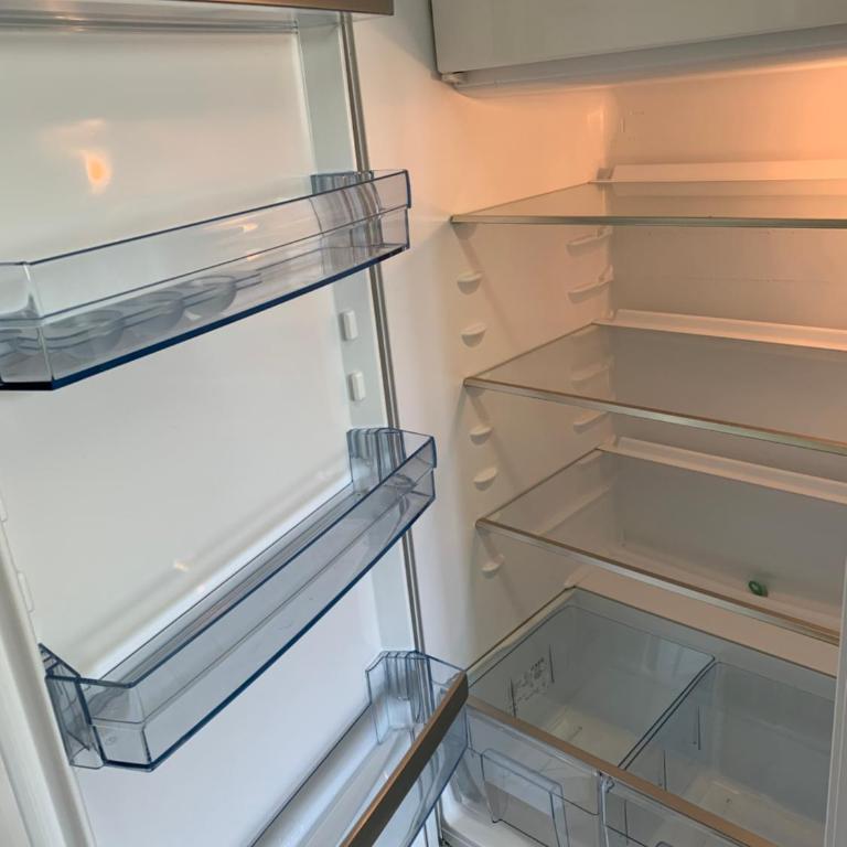 Holiday Apartment Gian - close to the Kongresshaus, the ice hockey stadium, cross-country skiing, the Eau-la-la indoor pool and wellness, large supermarket, 2 bus stops, with an indoor garage and fully equipped - Apartment mit 1 Schlafzimmer - 57