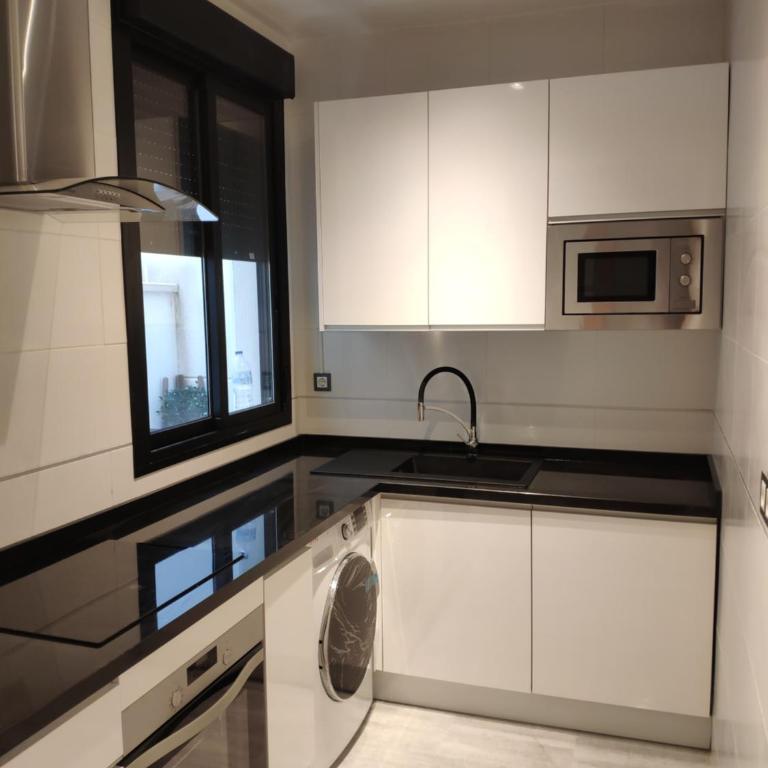 Unique apartment in Málaga city center with pool - Apartamento de 3 dormitorios - 17