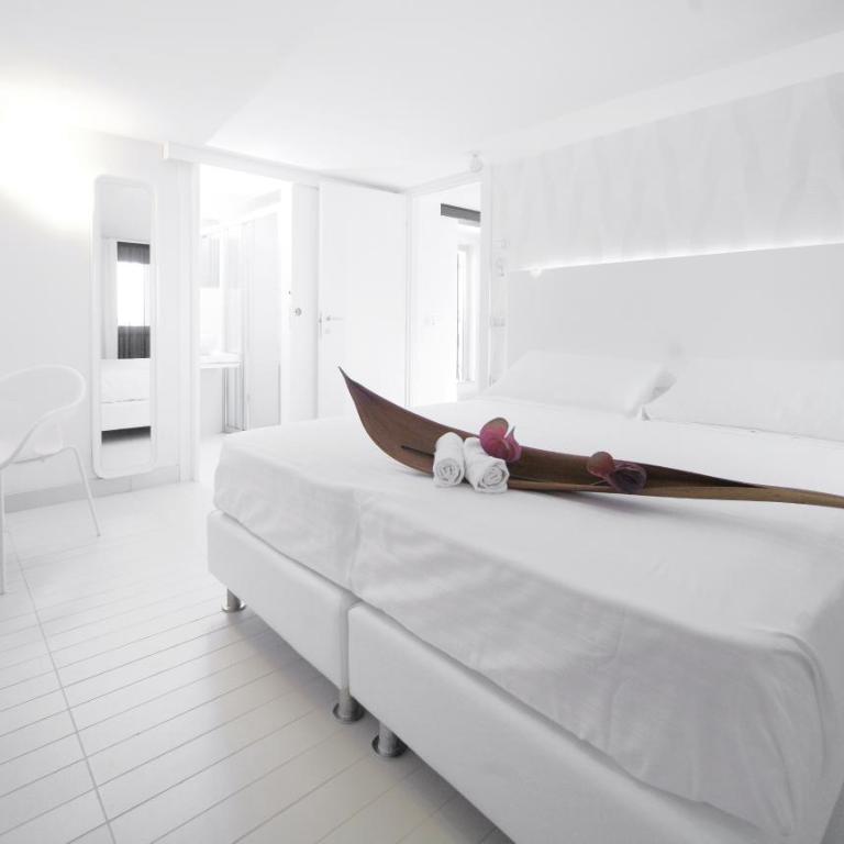 Q Hotel - Suite - 1