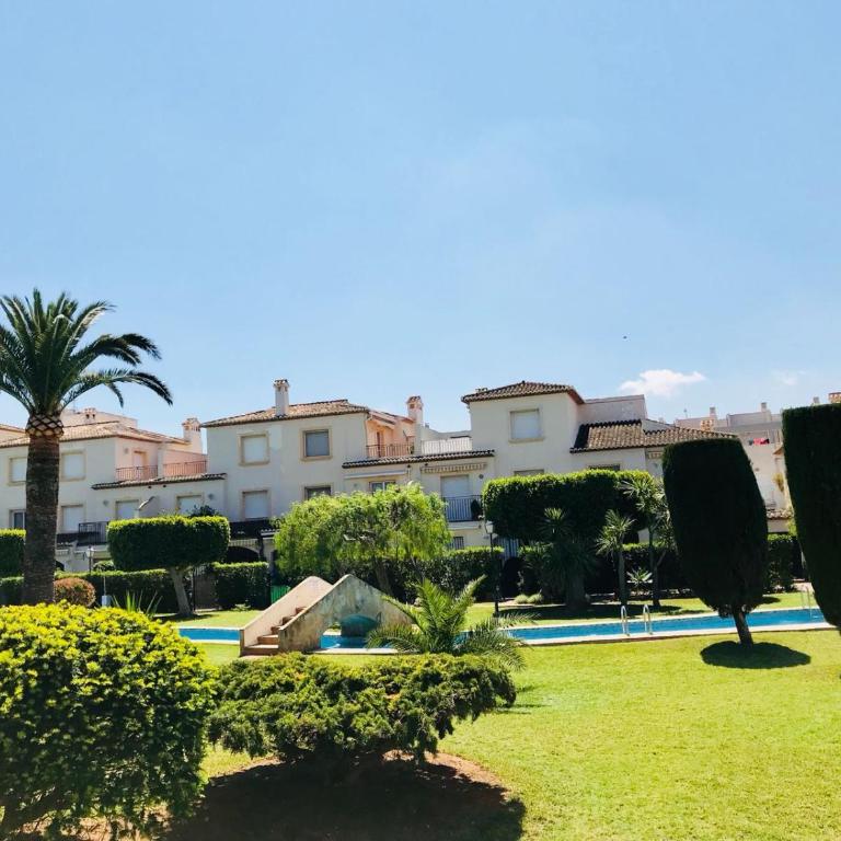 Bungavilla House in La Isla - Apartamento con vistas al jardín - 16