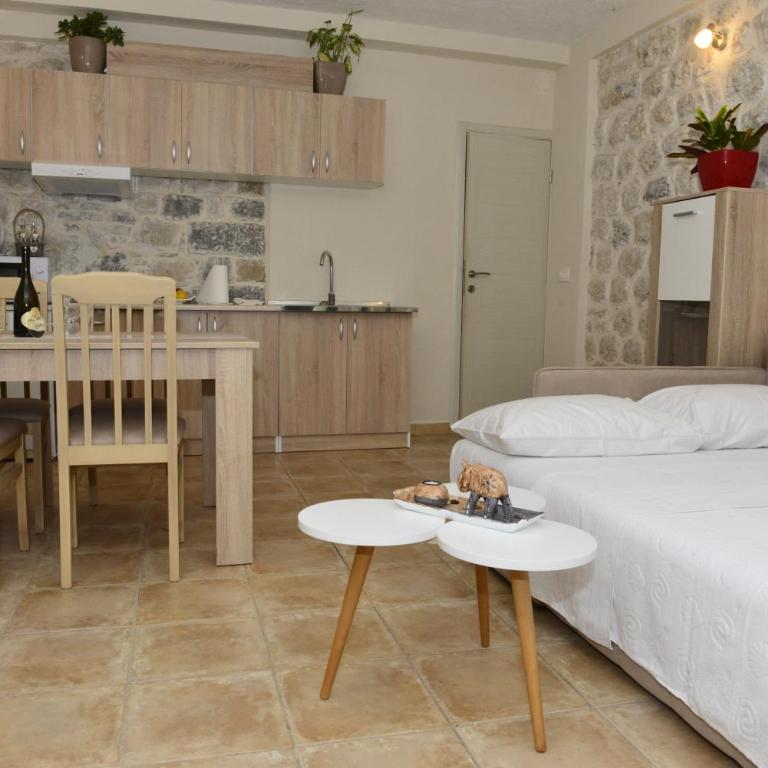 Villa Andrea Apartments with parking - Deluxe One Bedroom Apartment - 19