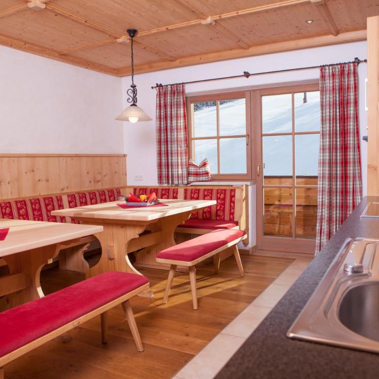 Sonnalm - Apartment mit 3 Schlafzimmern und Balkon - 1