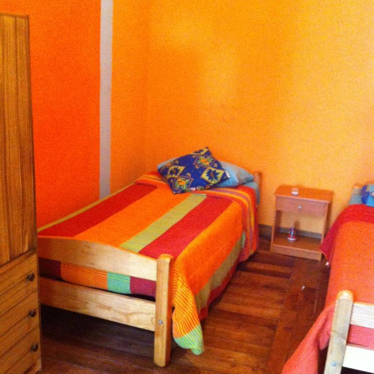 Hostal Tricontinental - Habitación Doble con baño compartido - 2 camas - 2