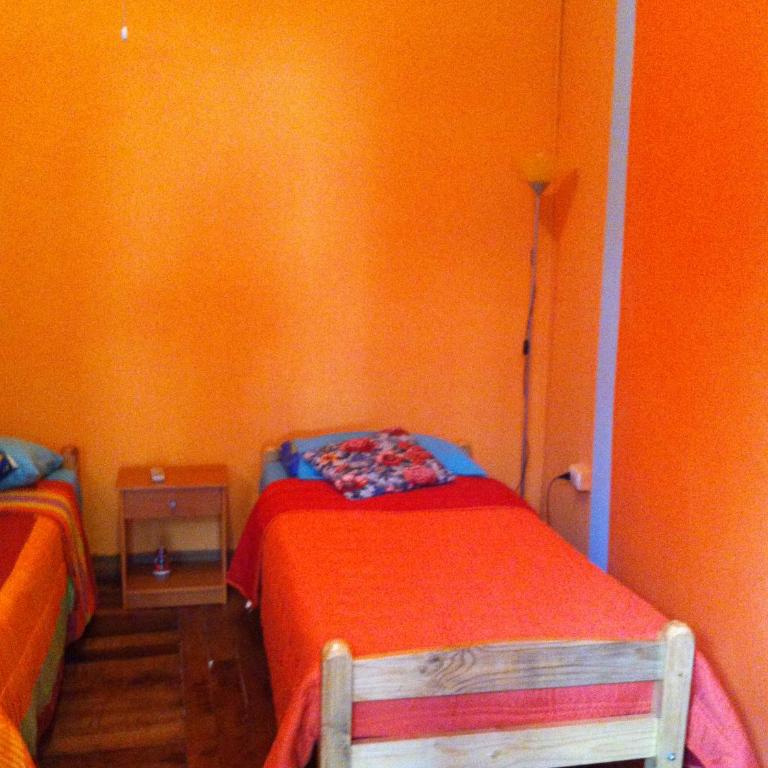 Hostal Tricontinental - Habitación Doble con baño compartido - 2 camas - 4