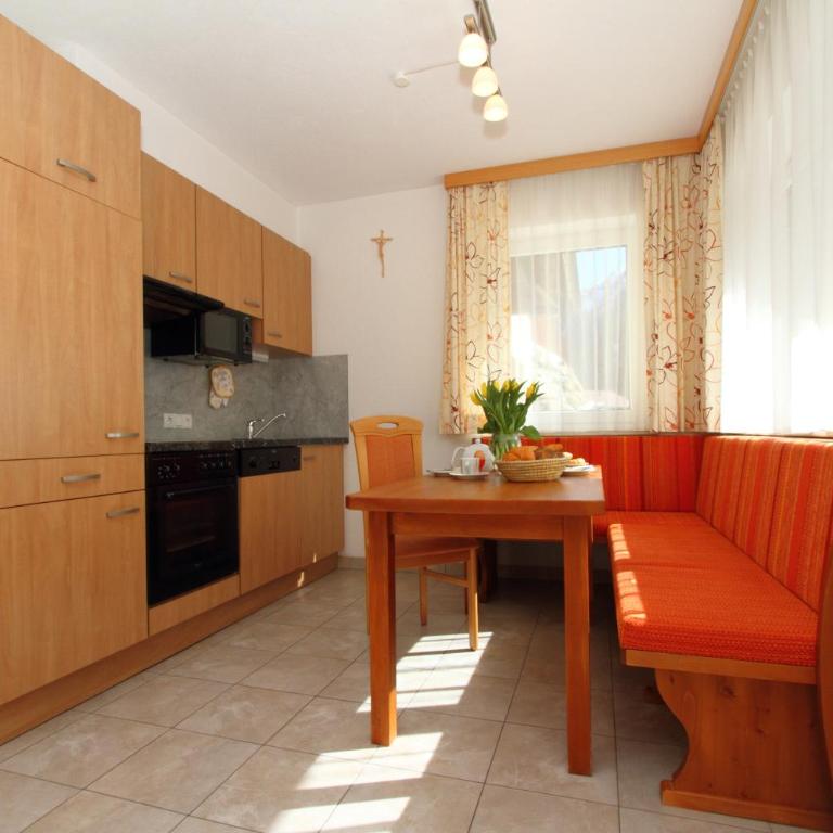 Adlerhof - Apartment mit 1 Schlafzimmer - 2