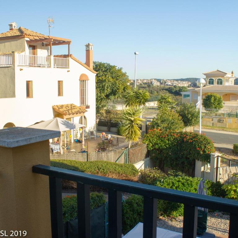 (WAR002) Town House with Garden and Pool Access - Casa Unifamiliar de 3 dormitorios - 5