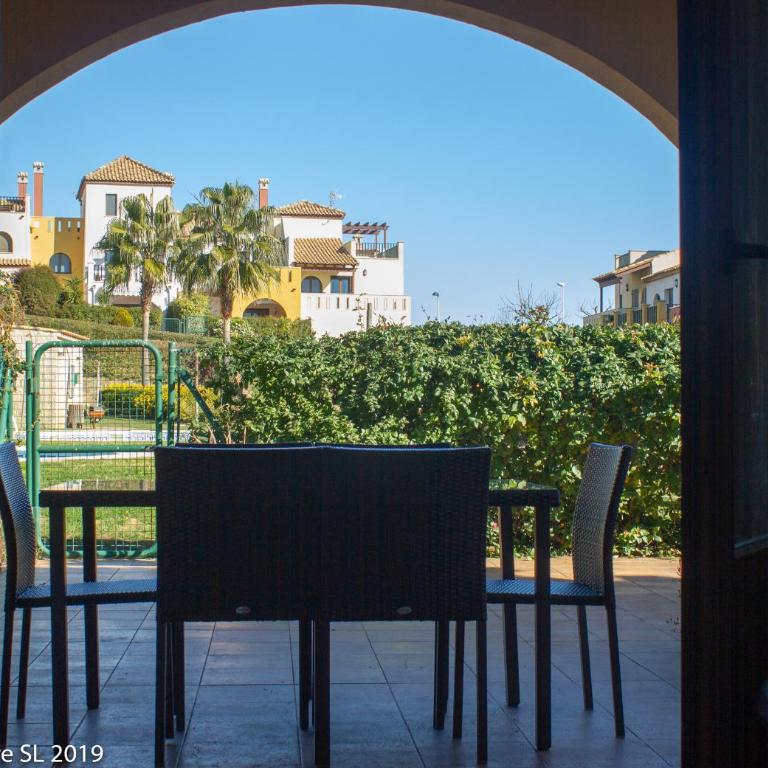 (WAR002) Town House with Garden and Pool Access - Casa Unifamiliar de 3 dormitorios - 31