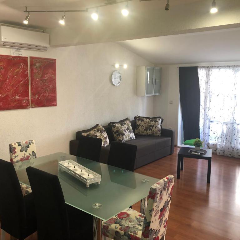 D&D Budva - Two-Bedroom Apartment - 1