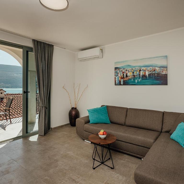 Boka Apartment 5 - One-Bedroom Apartment - 24
