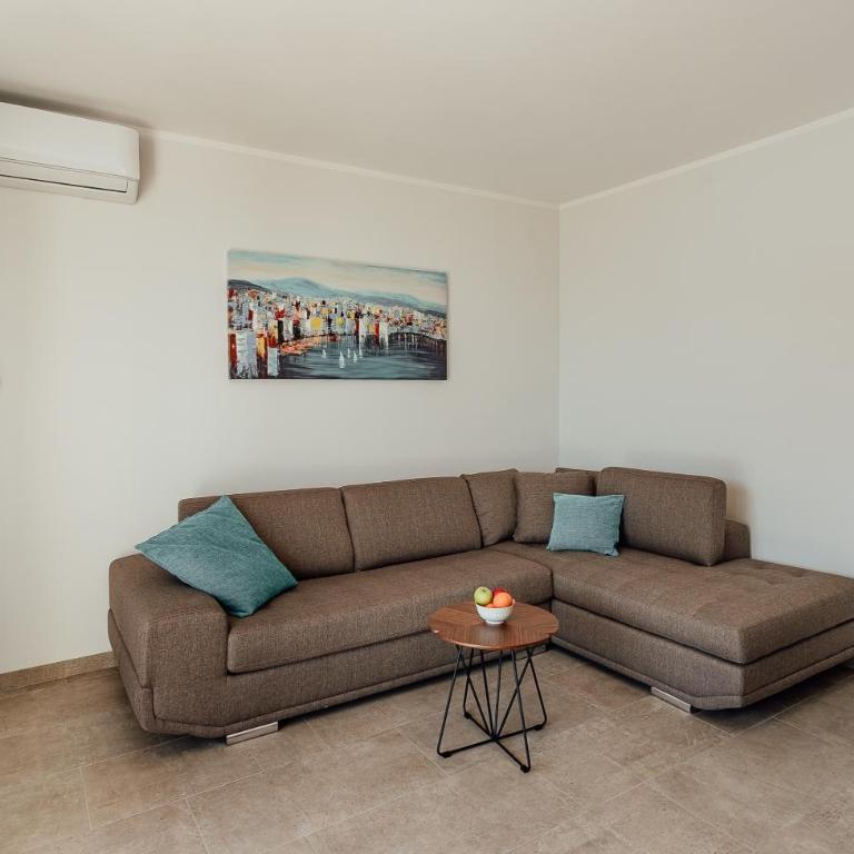 Boka Apartment 5 - One-Bedroom Apartment - 27