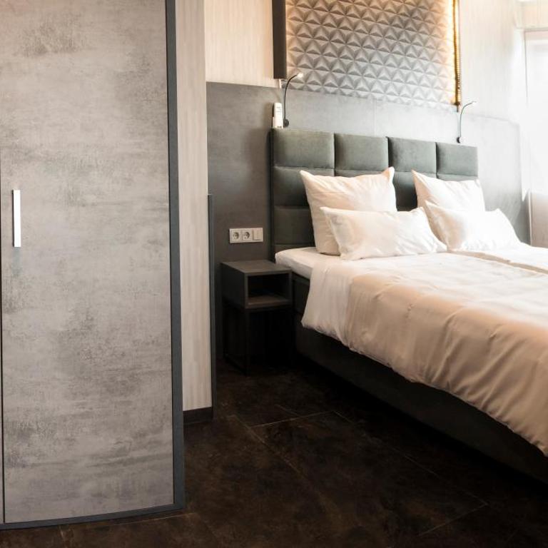 premium by GS Hotel - Junior Suite mit Balkon - 3