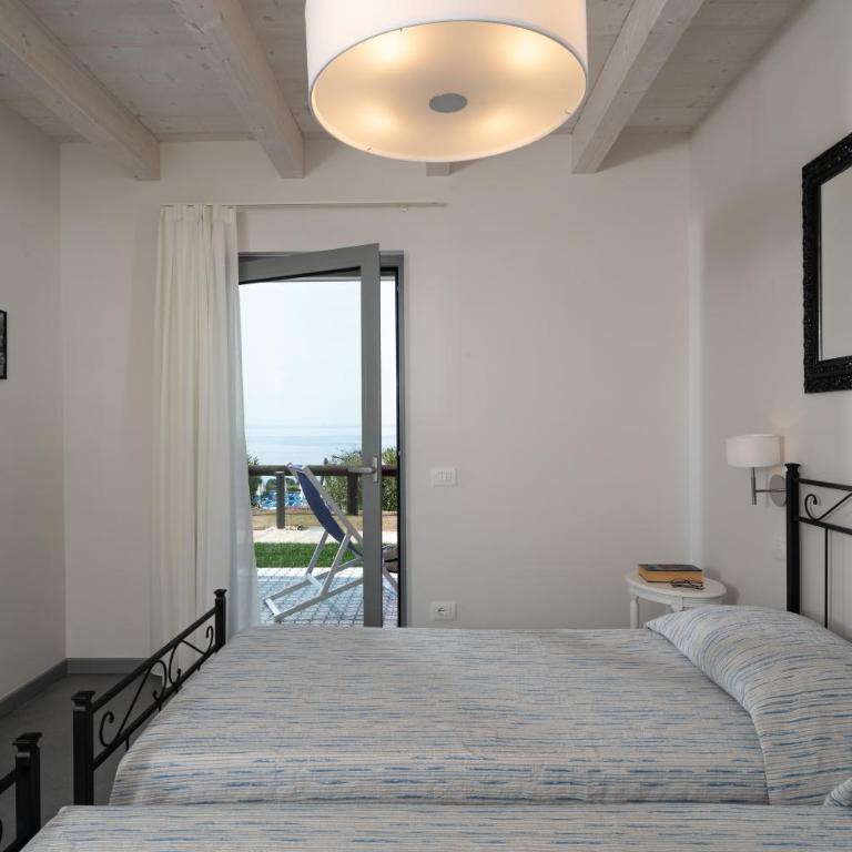 Residence Arca - Appartamento Deluxe con 2 Camere da Letto e Balcone o Terrazza con Vista Lago - 2