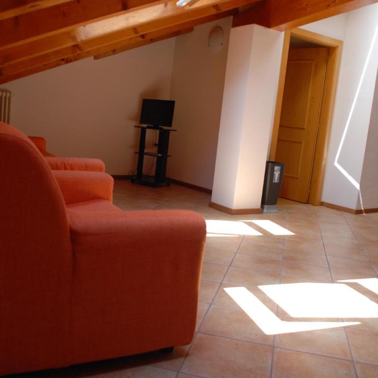 Maso Anna - Appartamento Mansardato con 2 Camere da Letto e Vista Montagna (8 Adulti) - 4