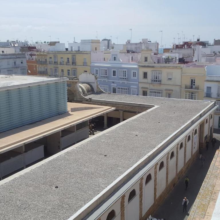 Apartamento en pleno centro de Cadiz con parking economico - Apartamento de 2 dormitorios - 4