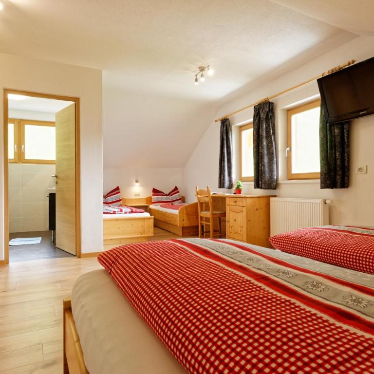 Kehrerhof Urlaub auf dem Bauernhof - Apartment mit 2 Schlafzimmern und Balkon - 14