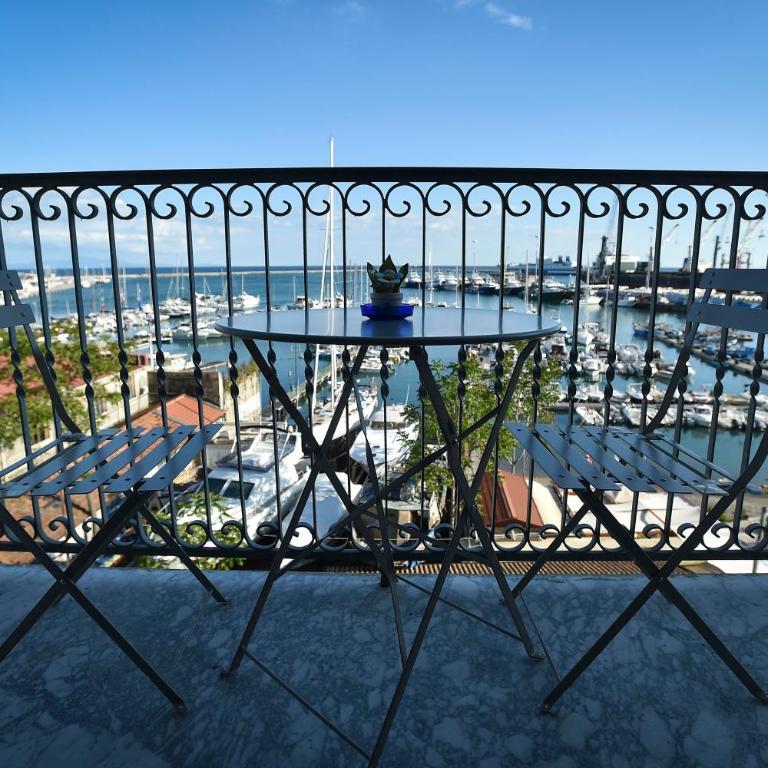 Nereidi Suites - Camera Matrimoniale Deluxe con Balcone e Vista Mare - 16