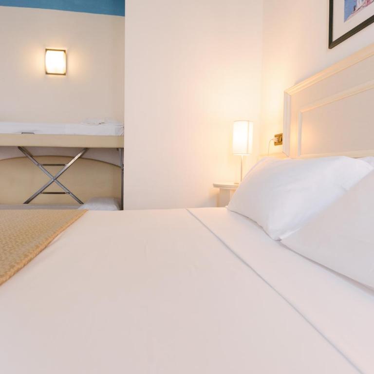 Hotel Fra I Pini - Camera Quadrupla Comfort - 5
