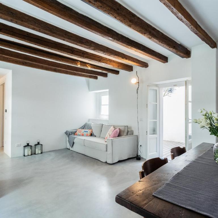 Shades of Como with Private Terrace by Rent All Como - Appartamento Deluxe - 33
