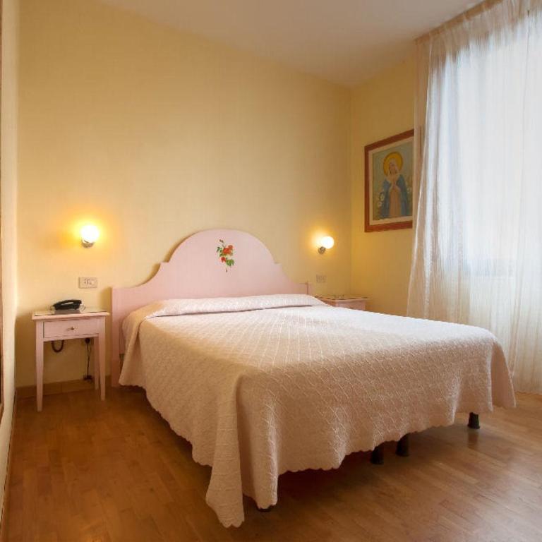 Hotel Savoia e Campana - Camera Matrimoniale/Doppia con Letti Singoli - 9
