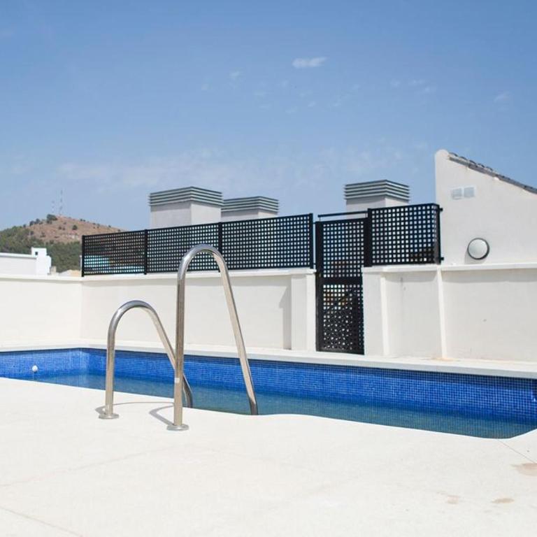 Unique apartment in Málaga city center with pool - Apartamento de 3 dormitorios - 2