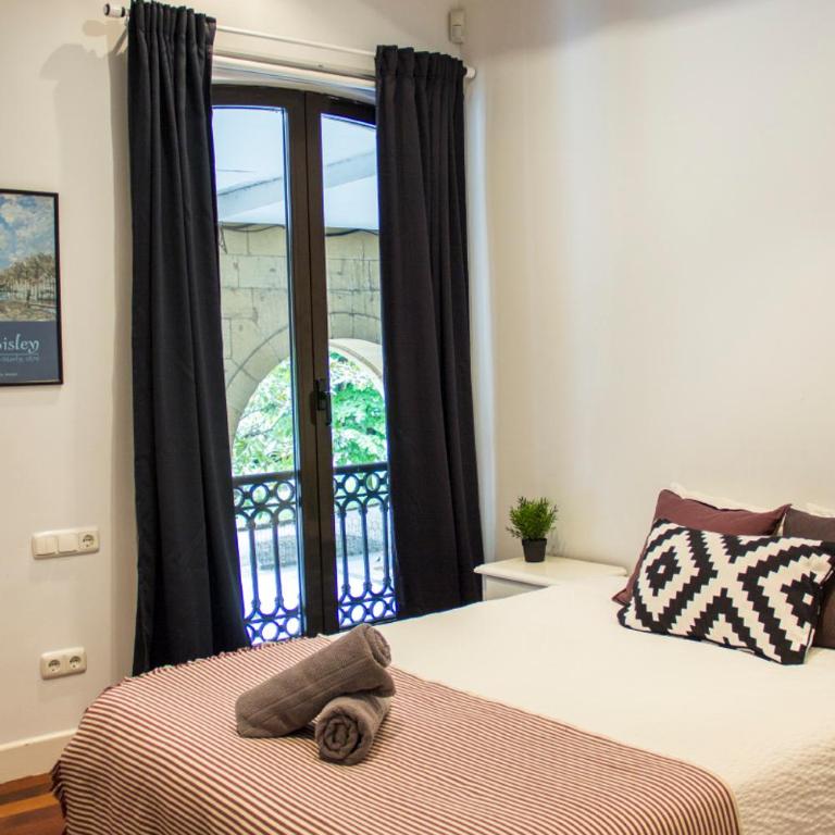 Central, Spacious and Authentic Family Apartment - Apartamento - 8