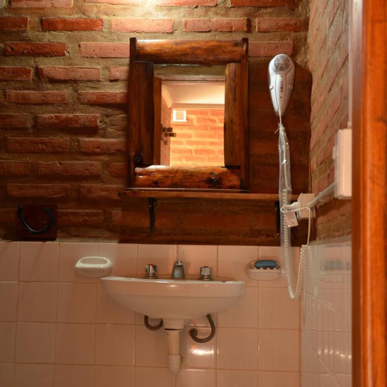 Complejo de Cabañas Tierra Nuestra - Bungalow Familiar - 6