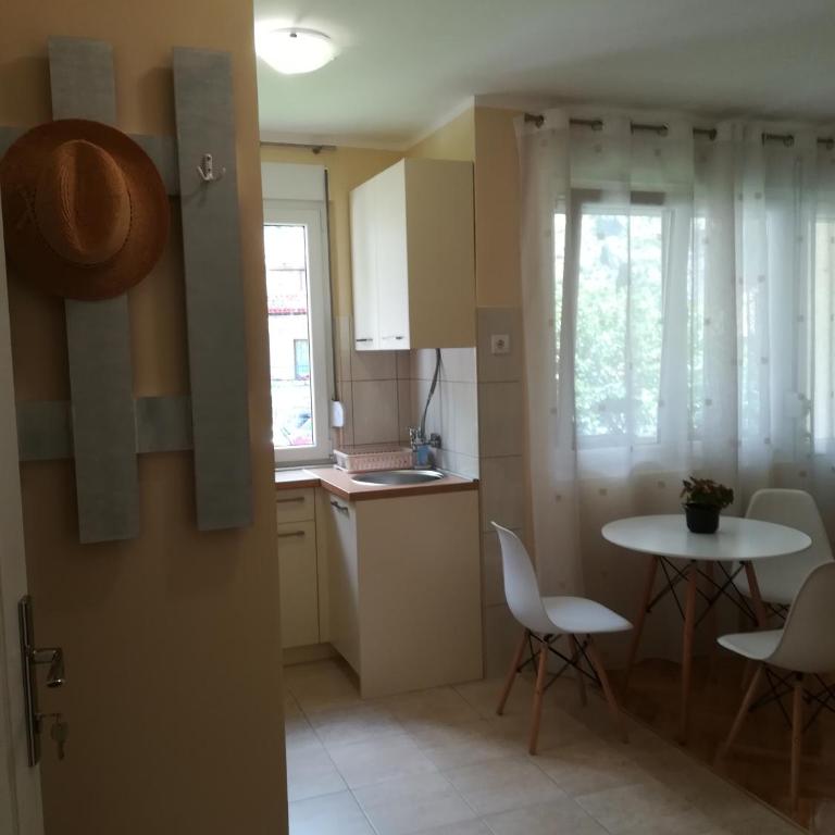 Apartment Nikolic Kotor - One-Bedroom Apartment - 12