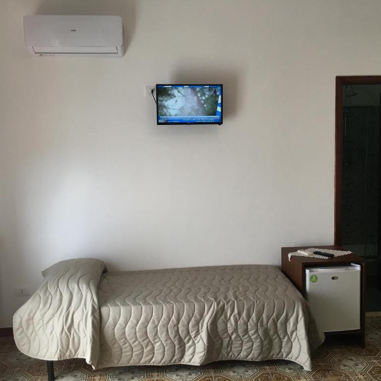 Al Chiaro Di Luna - Camera Superior Matrimoniale/Doppia con Letti Singoli con Bagno Privato - 8