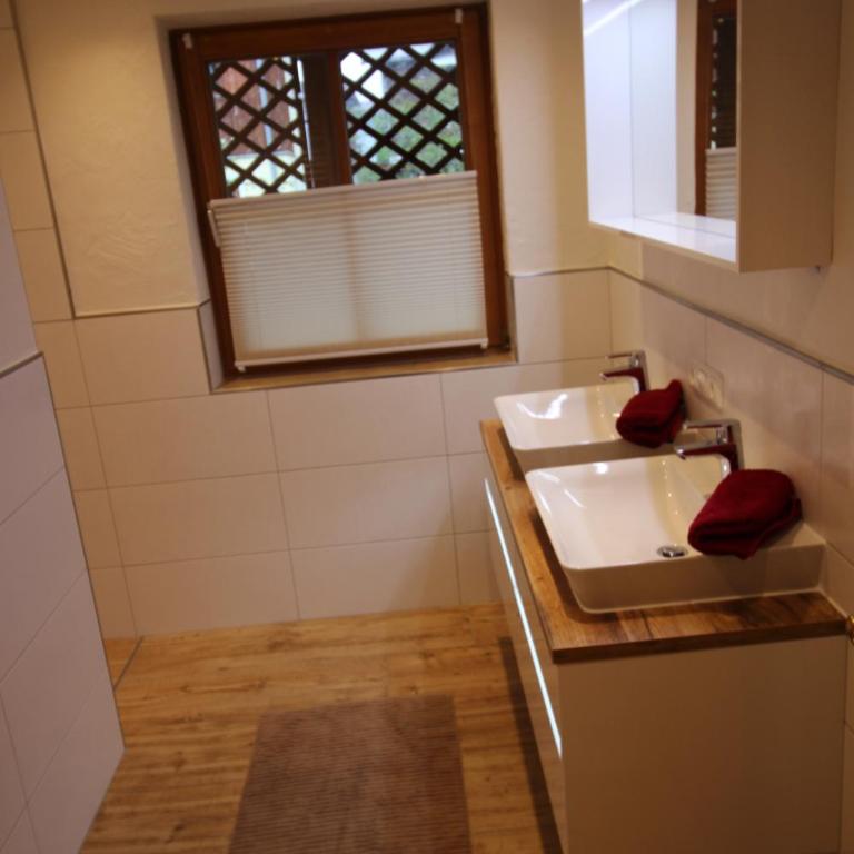 Ferienwohnung Langwallner - Apartment mit 3 Schlafzimmern - 24