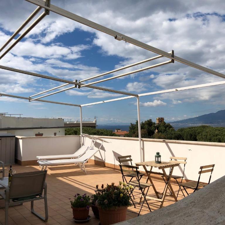 Casa Bice Amazing view of Vesuvius with Pool - Two-Bedroom Apartment - 11