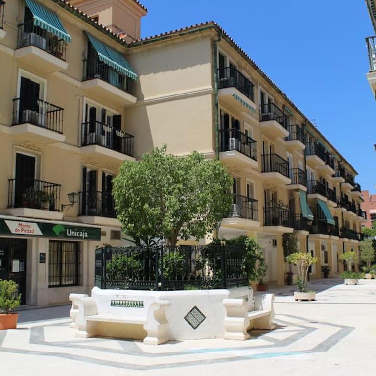 San Francisco House - Three-Bedroom Apartment - 2