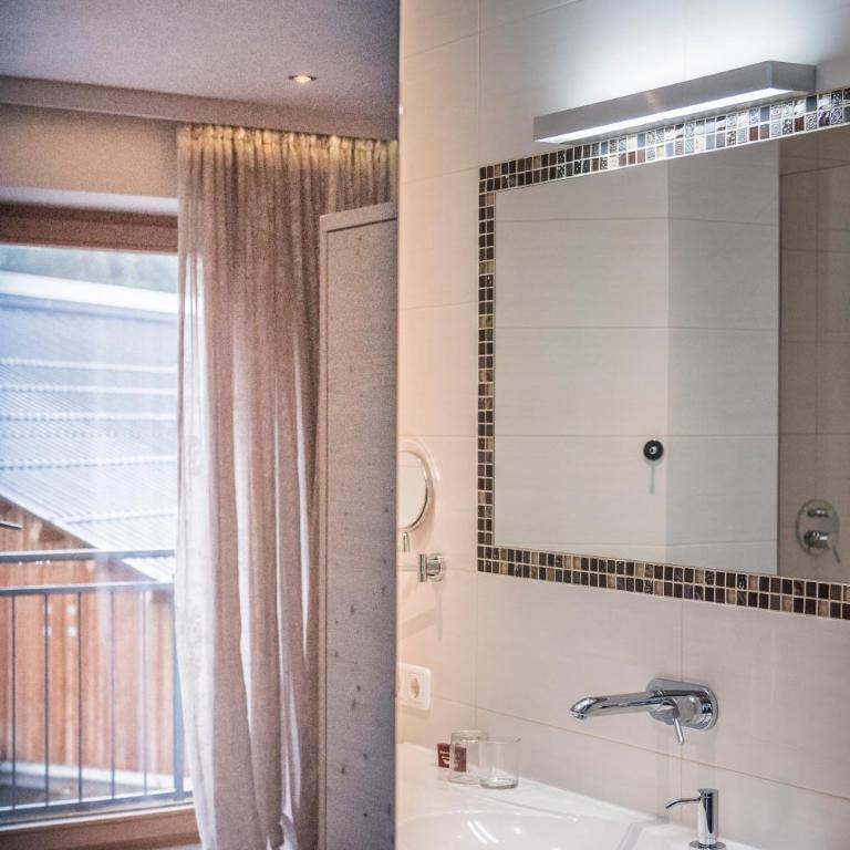 Bauernhof Lindenhof - Deluxe Doppelzimmer mit Balkon - 3