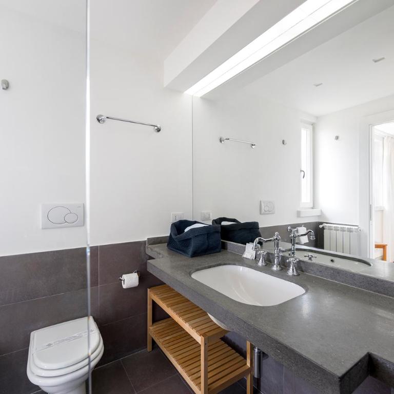 iFlat Penthouse Rome Capitol - Two-Bedroom Apartment - 15
