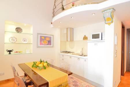Luxury Apartment Federica N 1 Centro Storico di Taormina - Deluxe Apartment - 22