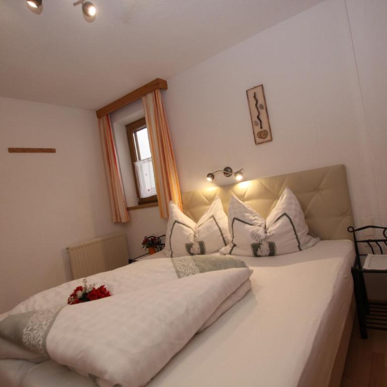 Landhaus Granat - Apartment mit 3 Schlafzimmern, Balkon und Terrasse - 3