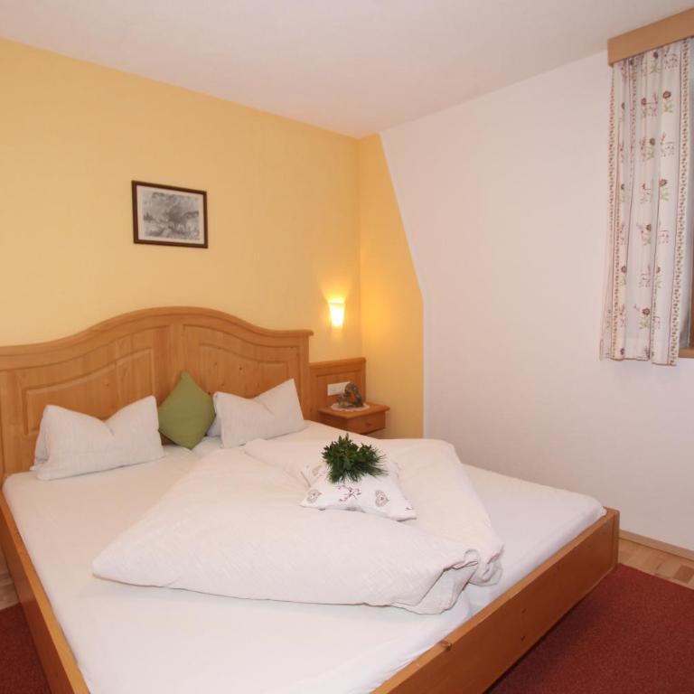 Landhaus Granat - Apartment mit 2 Schlafzimmern und Balkon - 1