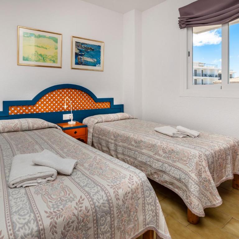 Apartamentos Charlys Can Picafort - Two-Bedroom Apartment - 4