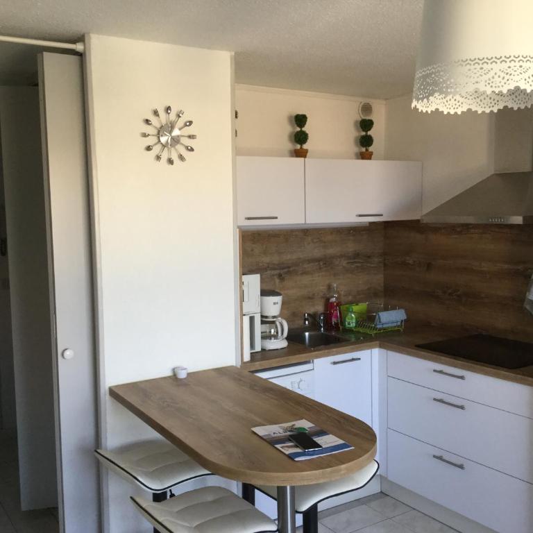 Studio cabine Toi et Moi à 30 m de la plage et de Valras centre avec linge de lit et ménage inclus - King Studio - 15
