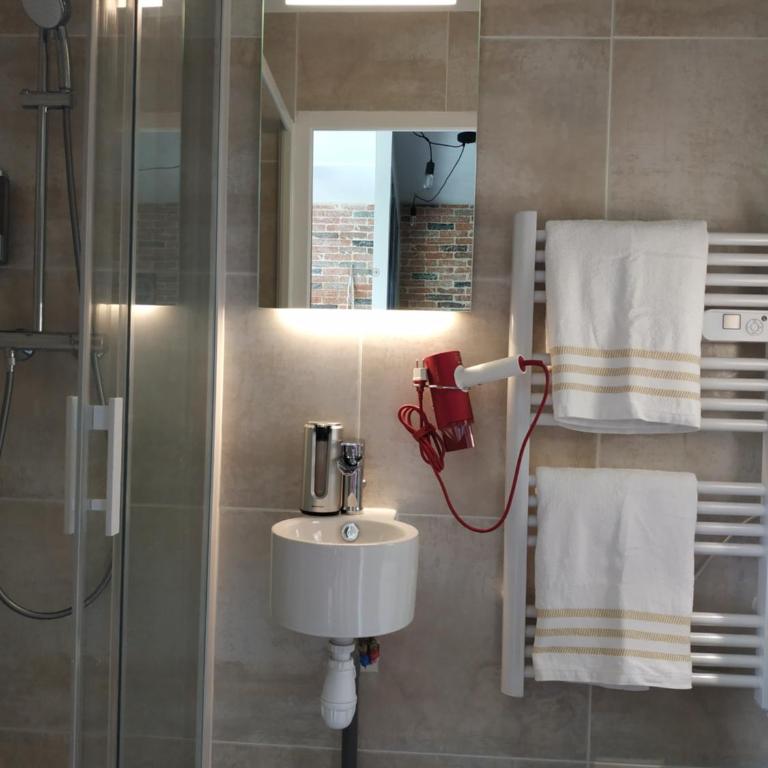Petit cocon vue sur la Loire avec Place de Parking offerte - Apartamento Estudio - 8
