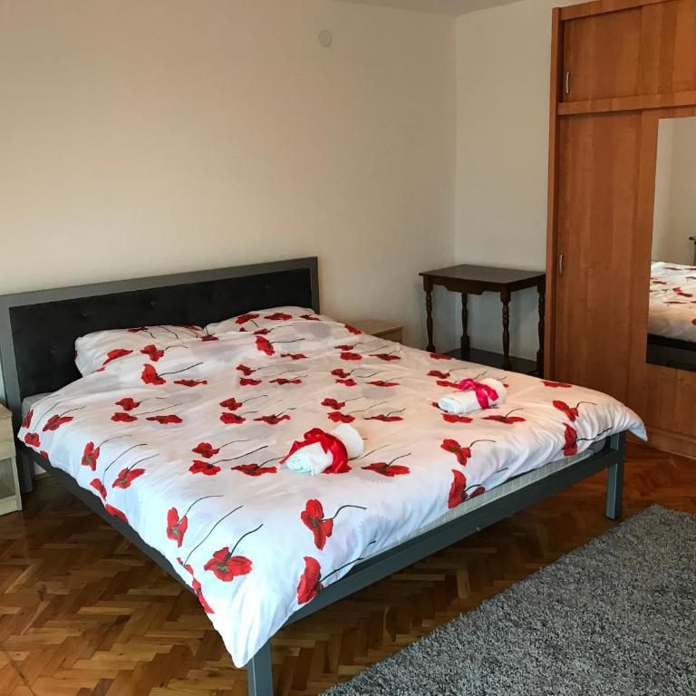 Privileged view of Sarajevo (Center) - Two-Bedroom Apartment - 16