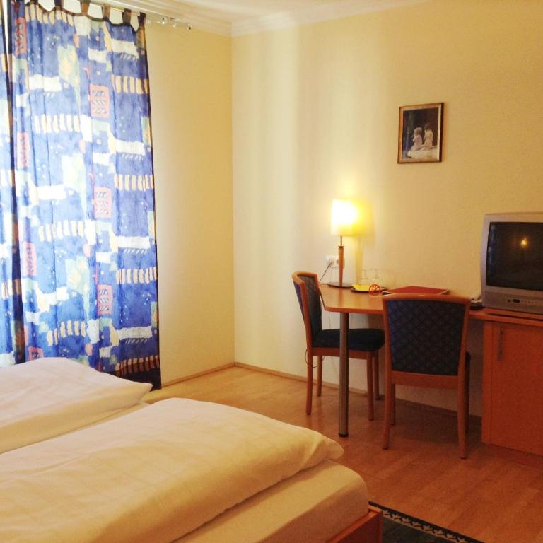 Hotel Goldener Adler - Vierbettzimmer - 5