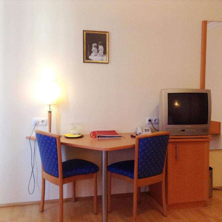 Hotel Goldener Adler - Vierbettzimmer - 2