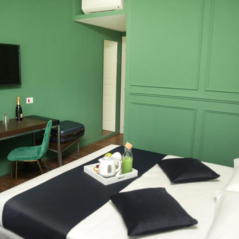 Unicum Roma Suites - Camera Deluxe - 7