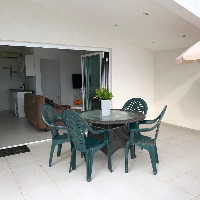 Apartments Ljiljana - Two-Bedroom Apartment with Balcony and Sea View - 12