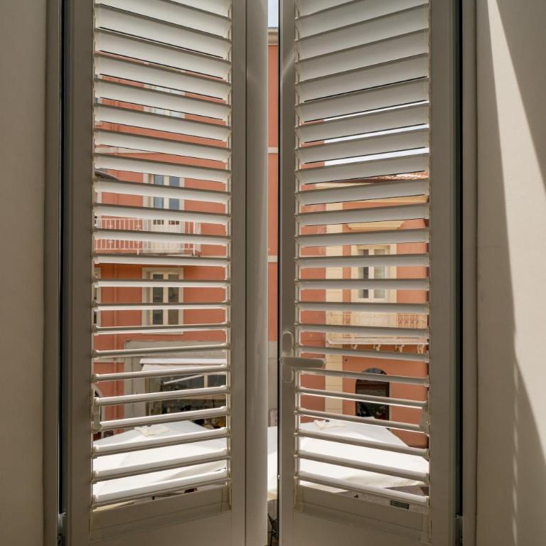 Corso Umberto Rooms - Camera Deluxe - 9
